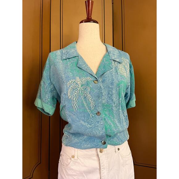 Short sleeves shirt with pearl embroideries, size S - Picture 1 of 7